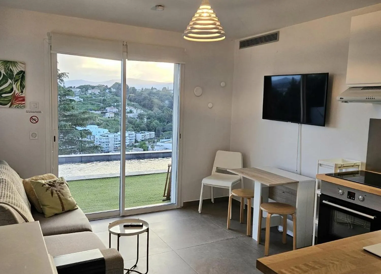 Casa de hóspedes Twenty Rent Hotel Cagnes-sur-Mer